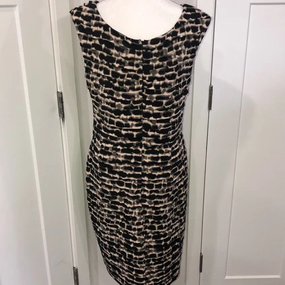 Adrianna Pepell| Midi dress| Women’s| Size 14-Leopard print, safari animal print - Picture 4 of 12